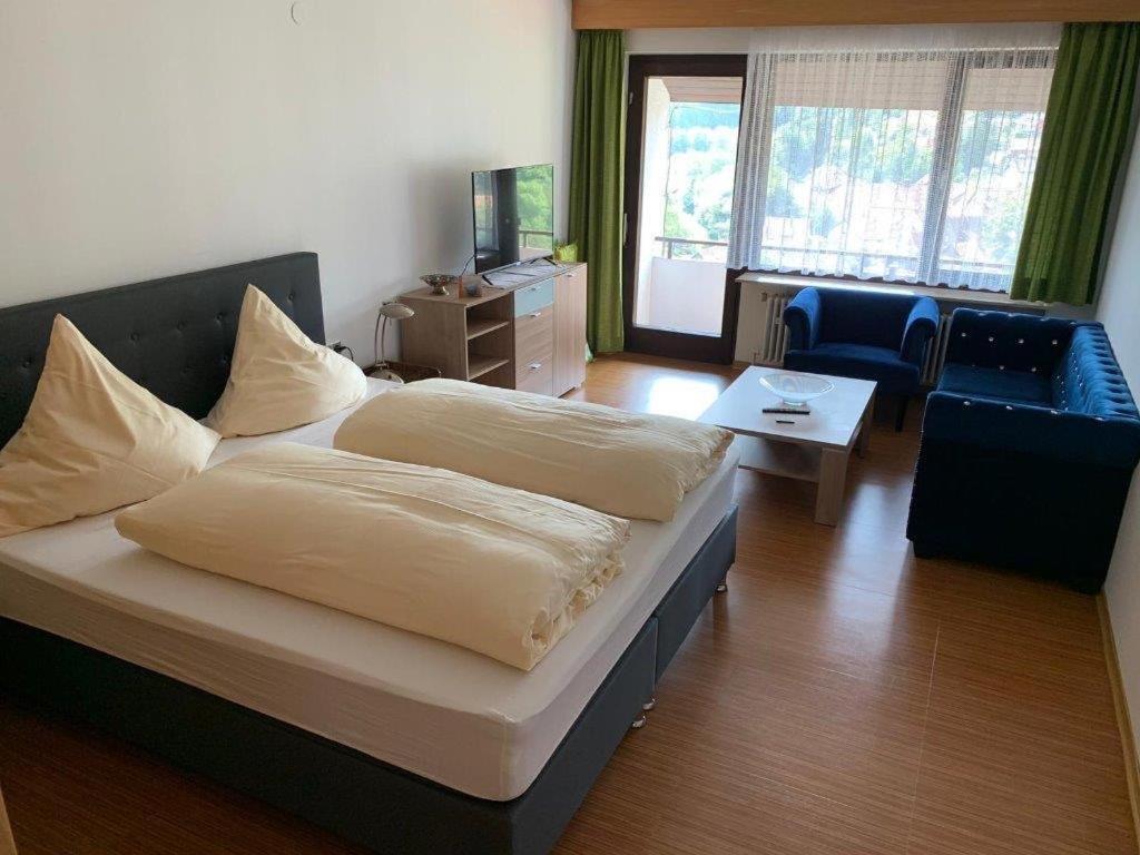 Hotel Cafe Waldeck Wuestenrot Екстериор снимка